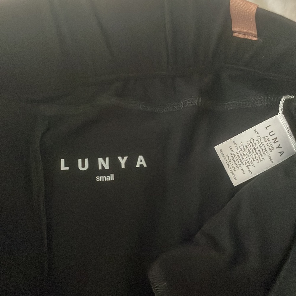 Lunya Restore Pocket Legging NWOT
